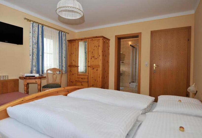 פנסיון Gästehaus Macheiner