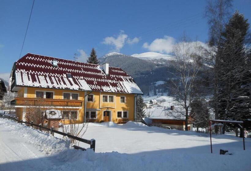 פנסיון Gästehaus Macheiner