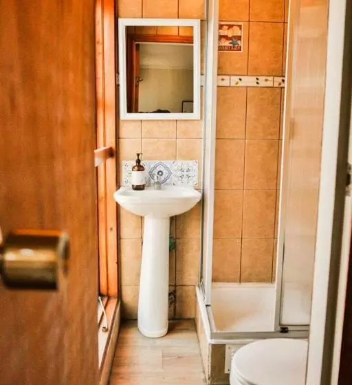 پانسیون Hostal Mito