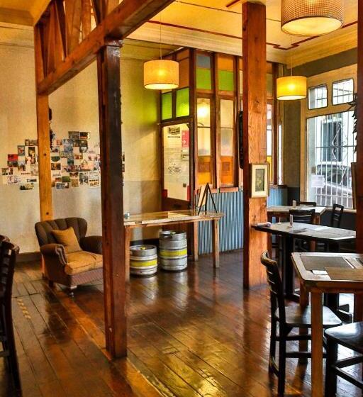 پانسیون Hostal Mito