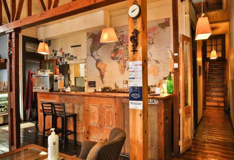 پانسیون Hostal Mito