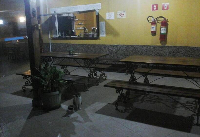 پانسیون Ilhabela Tênis Clube