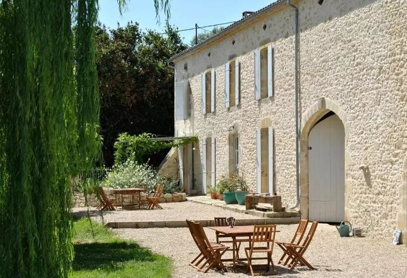 Majatalo Les Foucauds