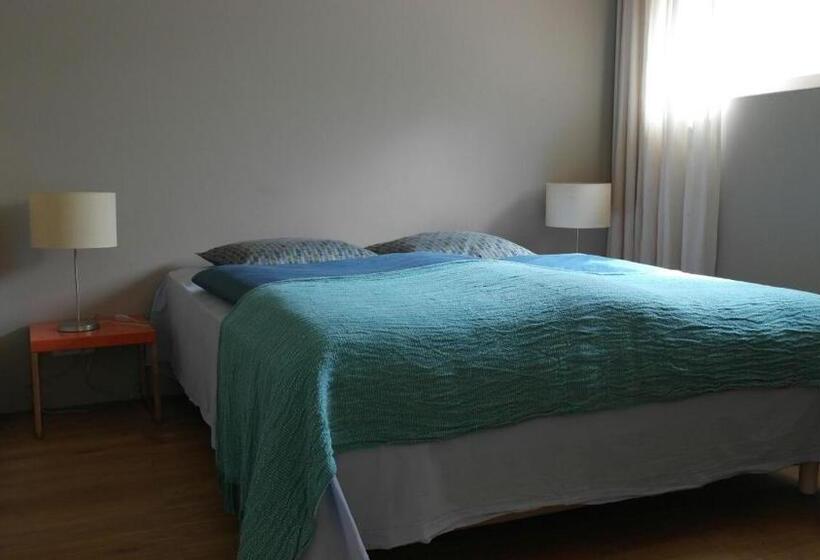 膳宿费 Les Foucauds