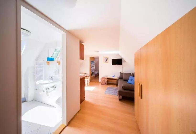 Majatalo Penzión U Marsa