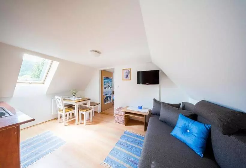 Majatalo Penzión U Marsa