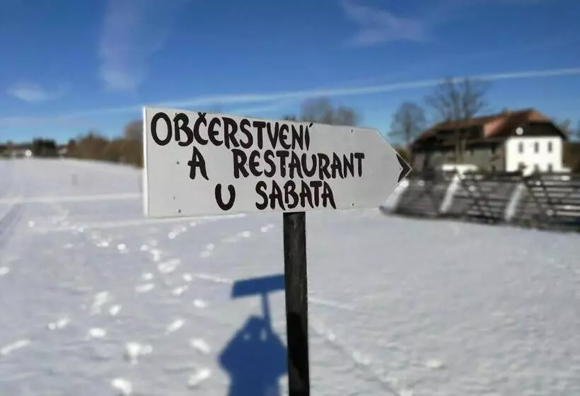 Majatalo Penzion Vozzýk