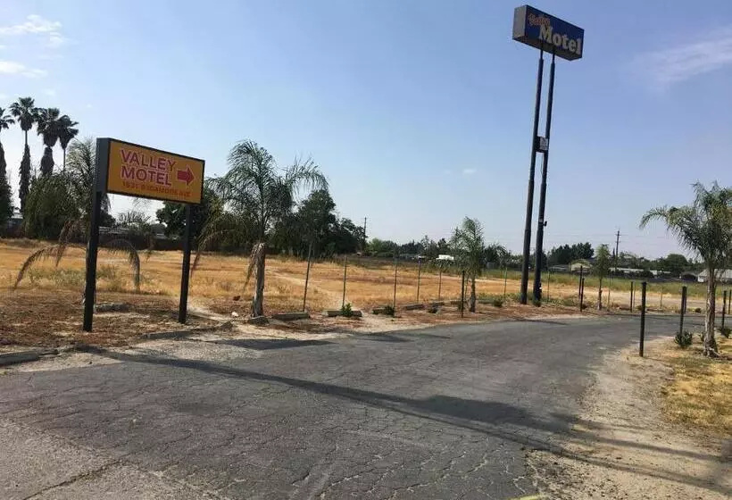 Valley Motel
