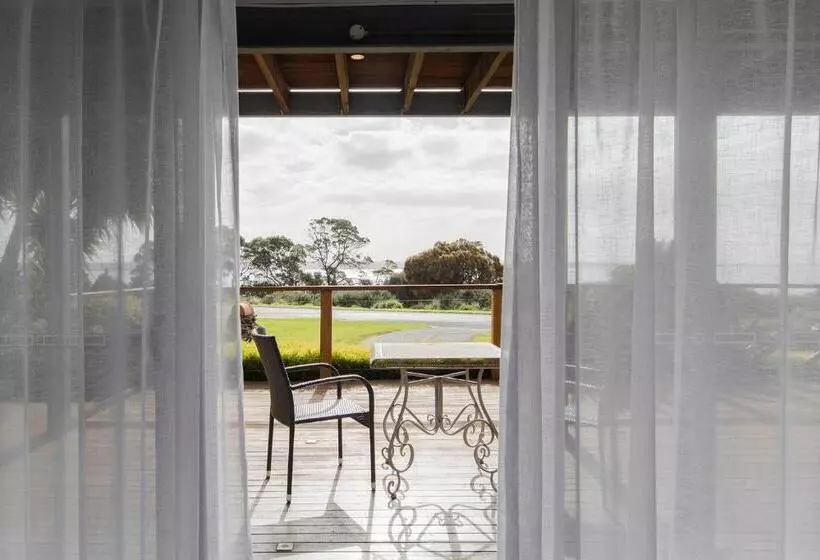 Retkeilymaja Ananda 1  Bliss By The Sea