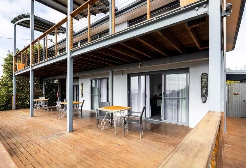 Retkeilymaja Ananda 1  Bliss By The Sea