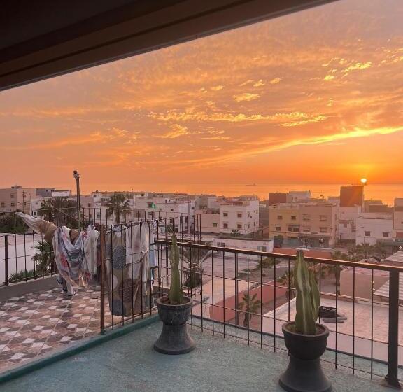 Общежитие Dinosaur Anza Surf House