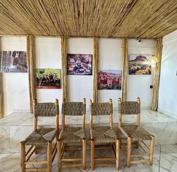 Общежитие Dinosaur Anza Surf House