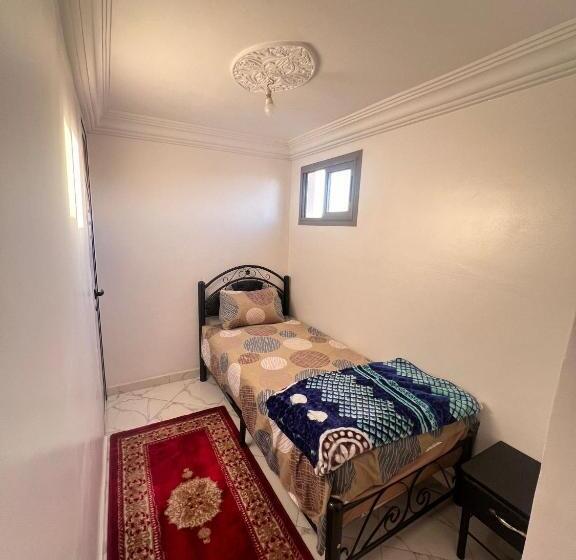 Общежитие Dinosaur Anza Surf House