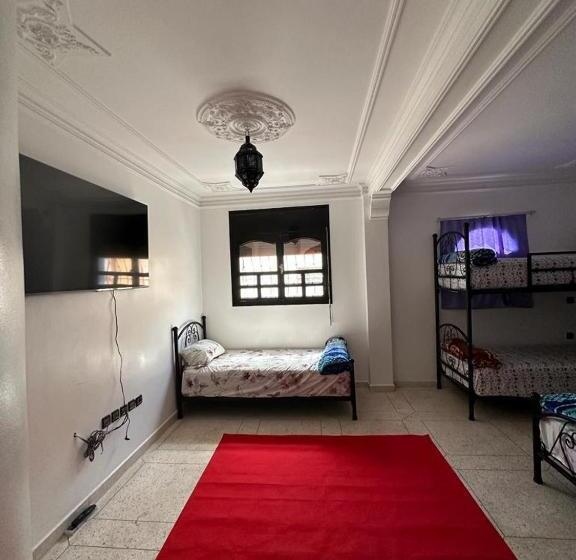 Общежитие Dinosaur Anza Surf House