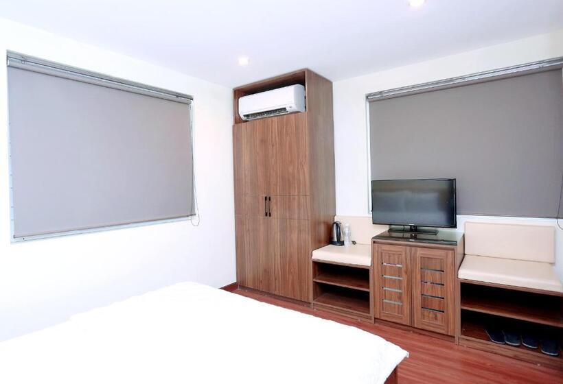 Amis Hotel Trung Tâm Gần Biển