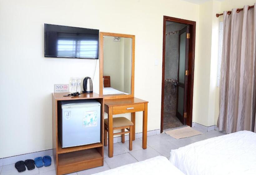 Amis Hotel Trung Tâm Gần Biển