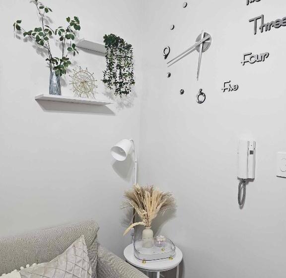 Austria Suites At Air Residences