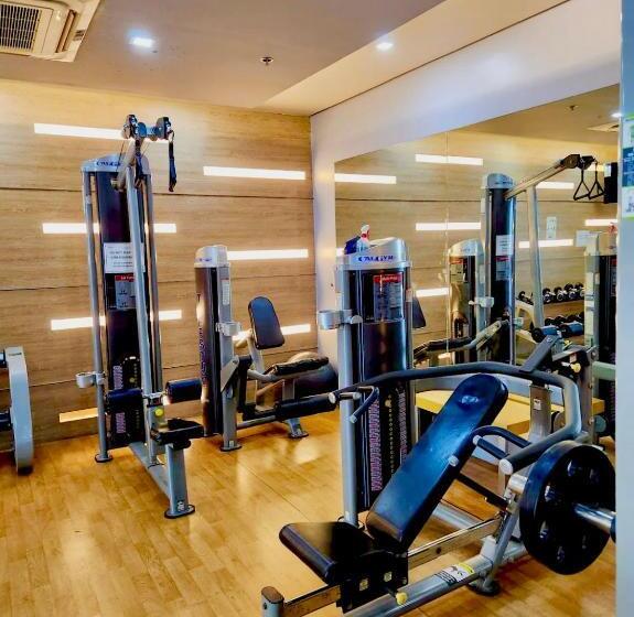 Condotel Across Naia T3 At Two Palm Tree Villa