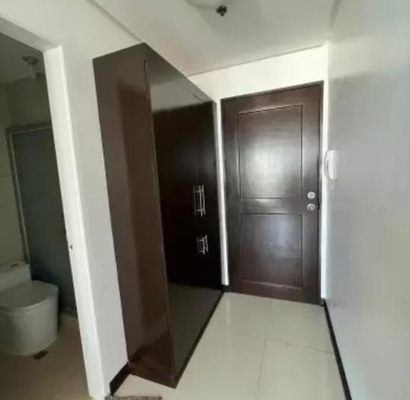 Hotel 60 Percent Off Deluxe Ocean View Rooms Free Pool And Free Sauna Access Included Perfect Location Nea