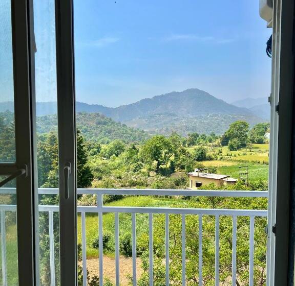 فندق Divine By The Lake Hill