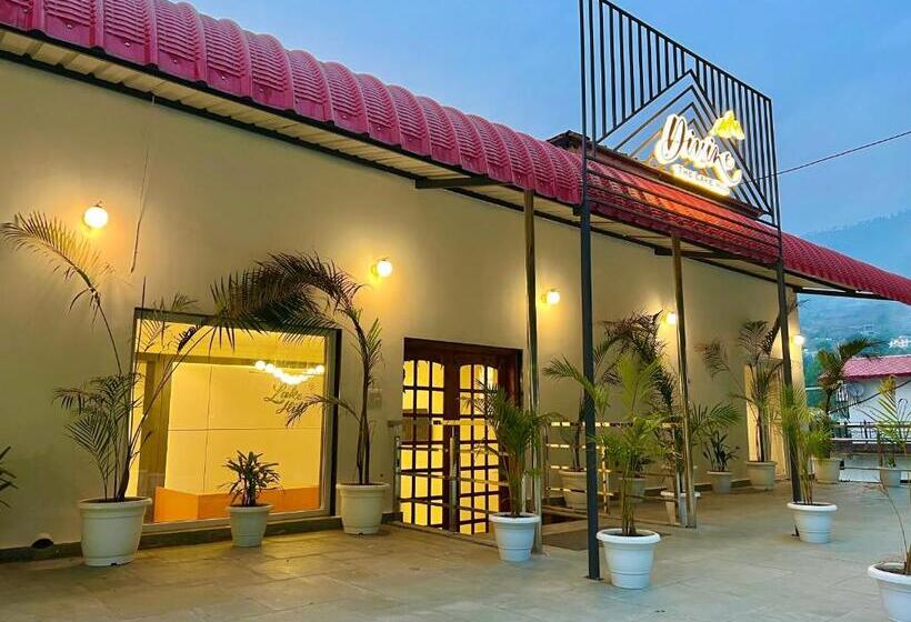 فندق Divine By The Lake Hill