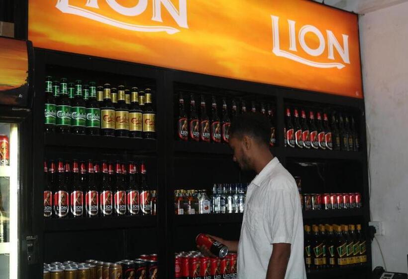 בית מלון כפרי Holiday Inn Polonnaruwa