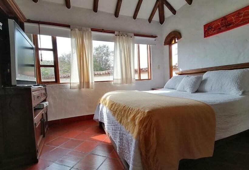 هتل Karibu Hostel Pub