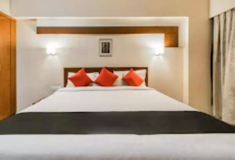 ホテル Nakshatra,guwahati