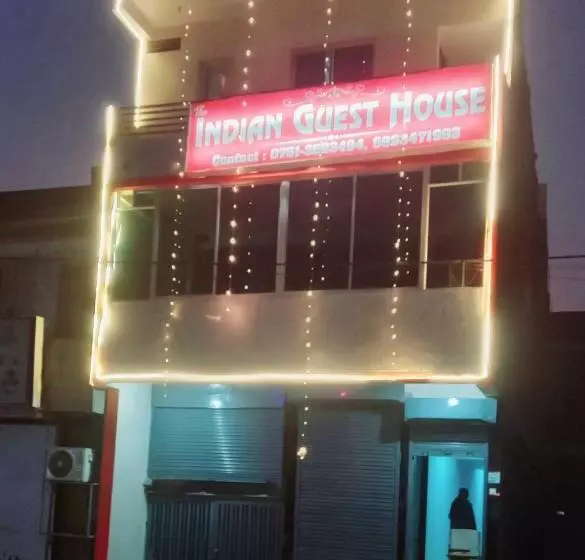 ホテル Oyo The Indian Guest House