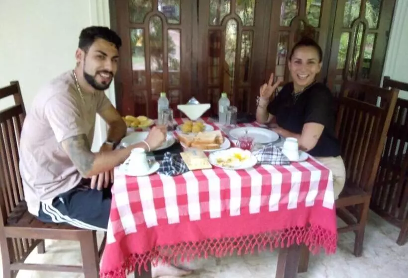 Hotelli Smw Lodge Sigiriya