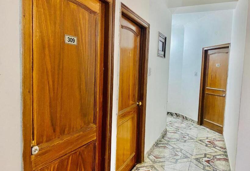 בית מלון כפרי Tara Inn With Terrace And Mountain View