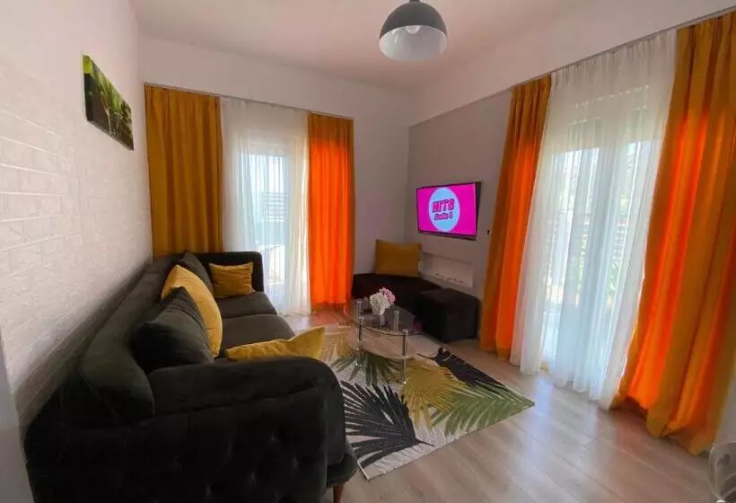 هتل Roas Ksamil