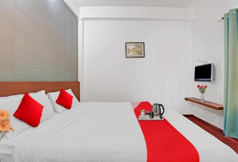 Отель O Jayam Ooty Residency