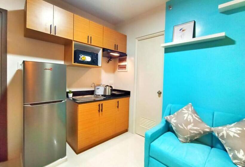 Travel And Lodge Palawan