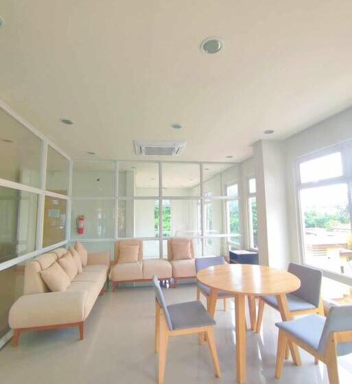 Travel And Lodge Palawan