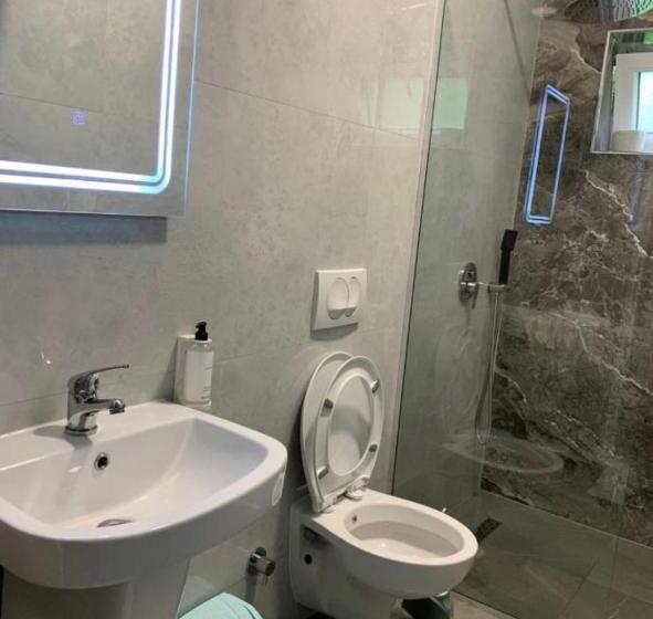 پانسیون Stone House 22