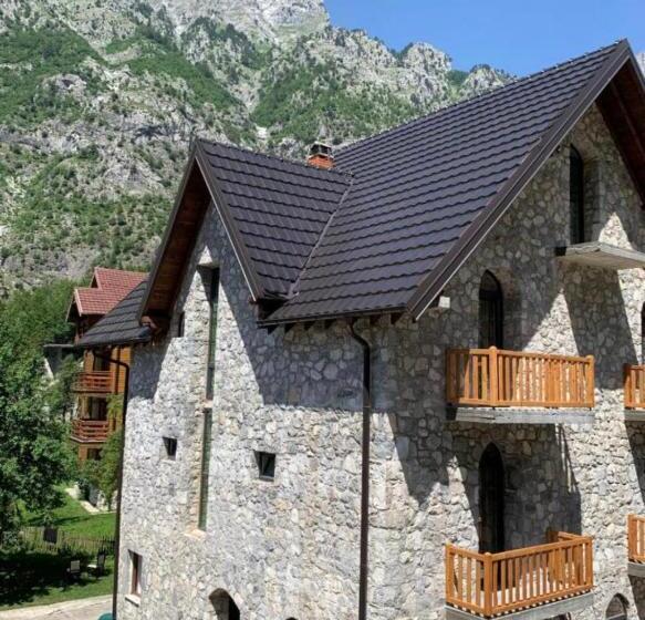 پانسیون Stone House 22