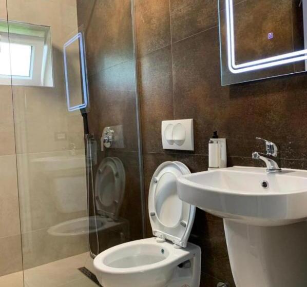 پانسیون Stone House 22