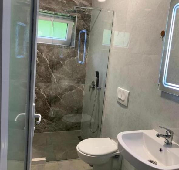 پانسیون Stone House 22