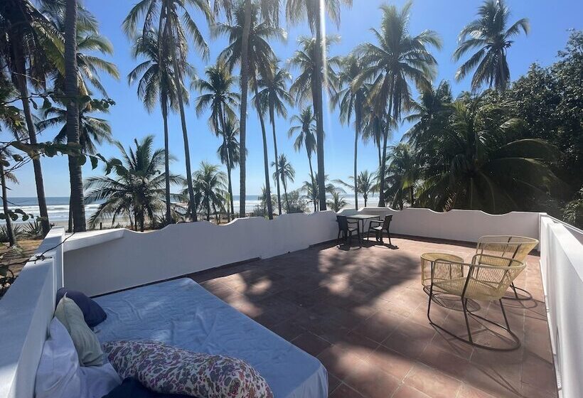 هاستل Sugarloaf Beach House & Surf Lodge