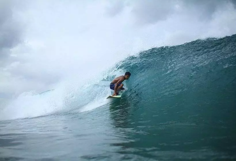 Retkeilymaja Sugarloaf Beach House & Surf Lodge