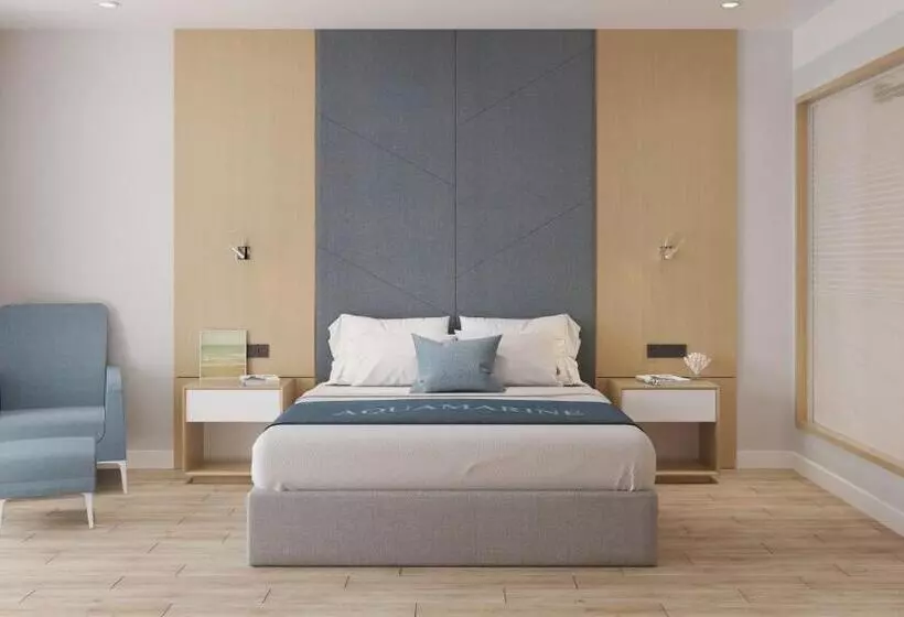 ホテル Aquamarine Beachfront Resort & Spa Cam Ranh