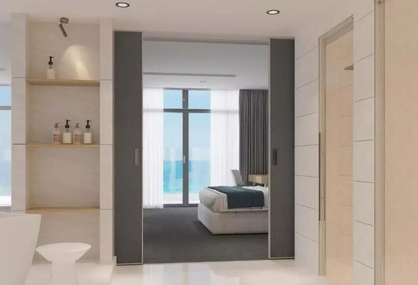 ホテル Aquamarine Beachfront Resort & Spa Cam Ranh