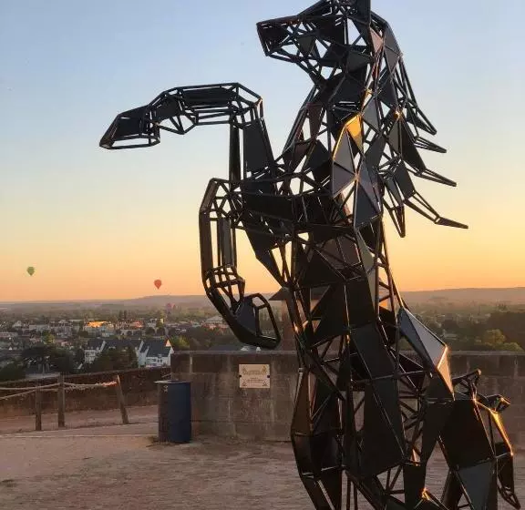 Aamiaismajoitus (B&B) Bulles De Loire