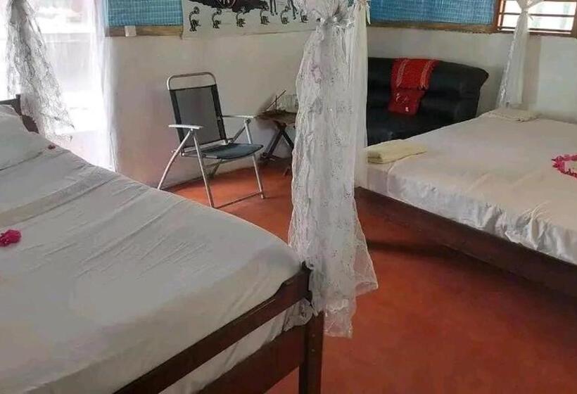 تختخواب و صبحانه Piscine Bimoko