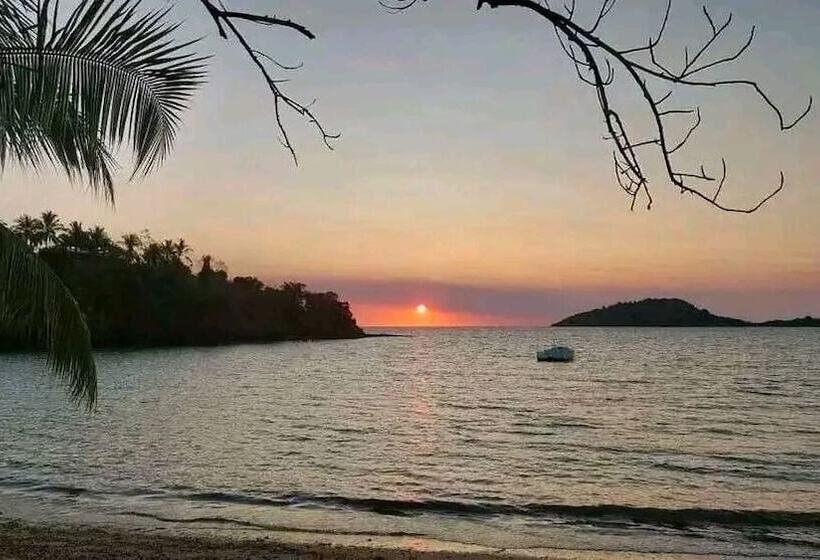 تختخواب و صبحانه Piscine Bimoko