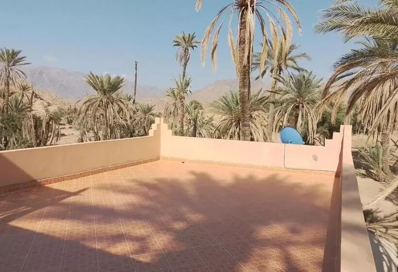تختخواب و صبحانه Tagtout