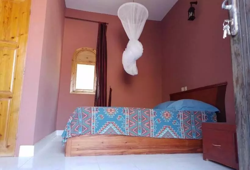 تختخواب و صبحانه Tagtout