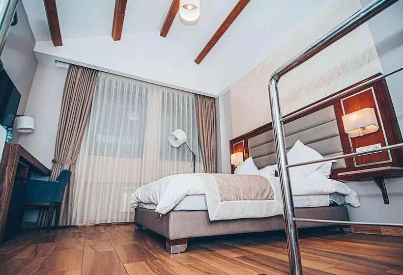 هتل Hôtel Auberge Des Sources