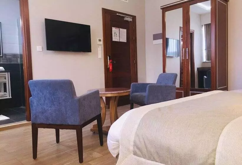 هتل Hôtel Auberge Des Sources